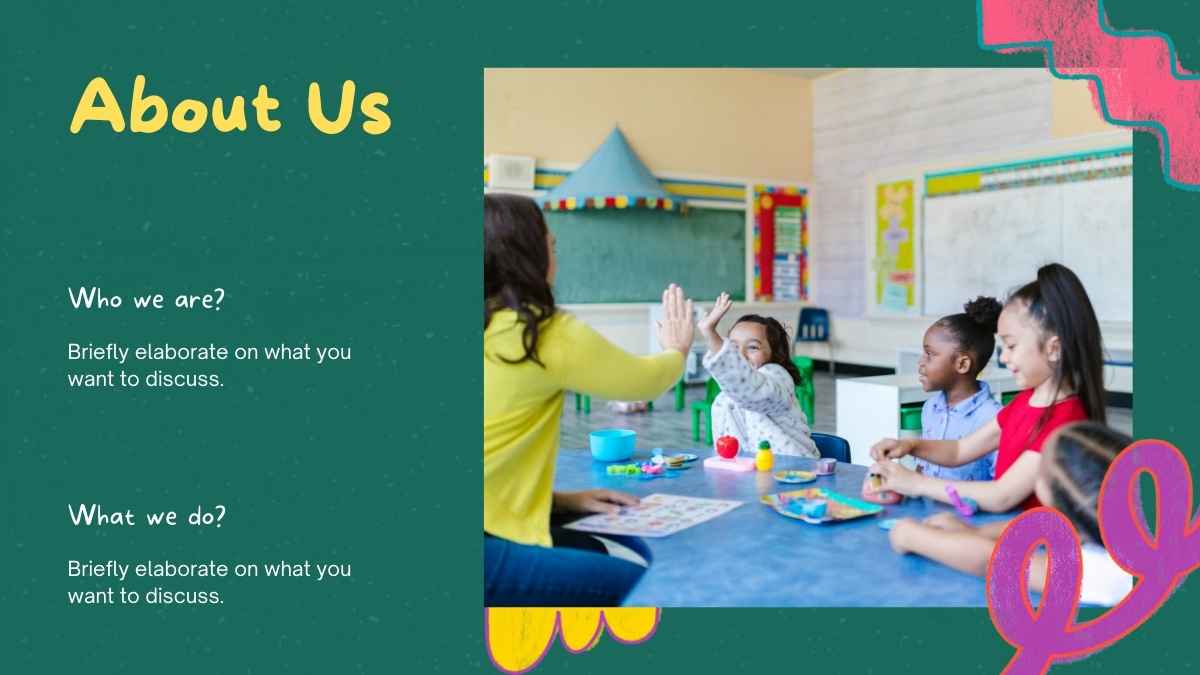 Slide Background Papan Tulis Animasi Hijau dan Kuning - slide 8